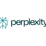 לוגו של Perplexity בצבע טורקיז על רקע לבן, מייצג את המיתוג של המנוי המתקדם לחיפוש ומחקר עם בינה מלאכותית.